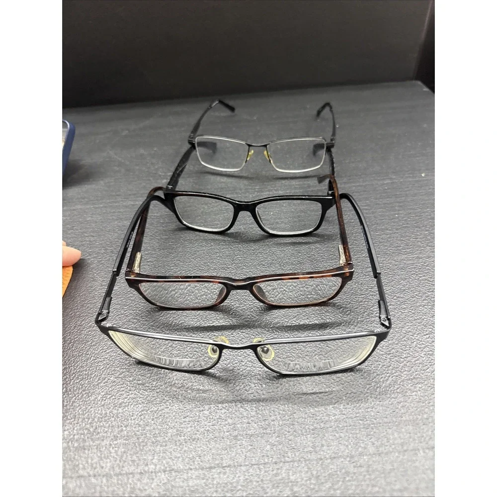 Lot of 4 Reading Glasses Assorted Models & Colors: 5pcs - Foster Grant